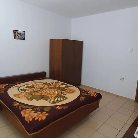 Стаи За Гости Гларус 1
